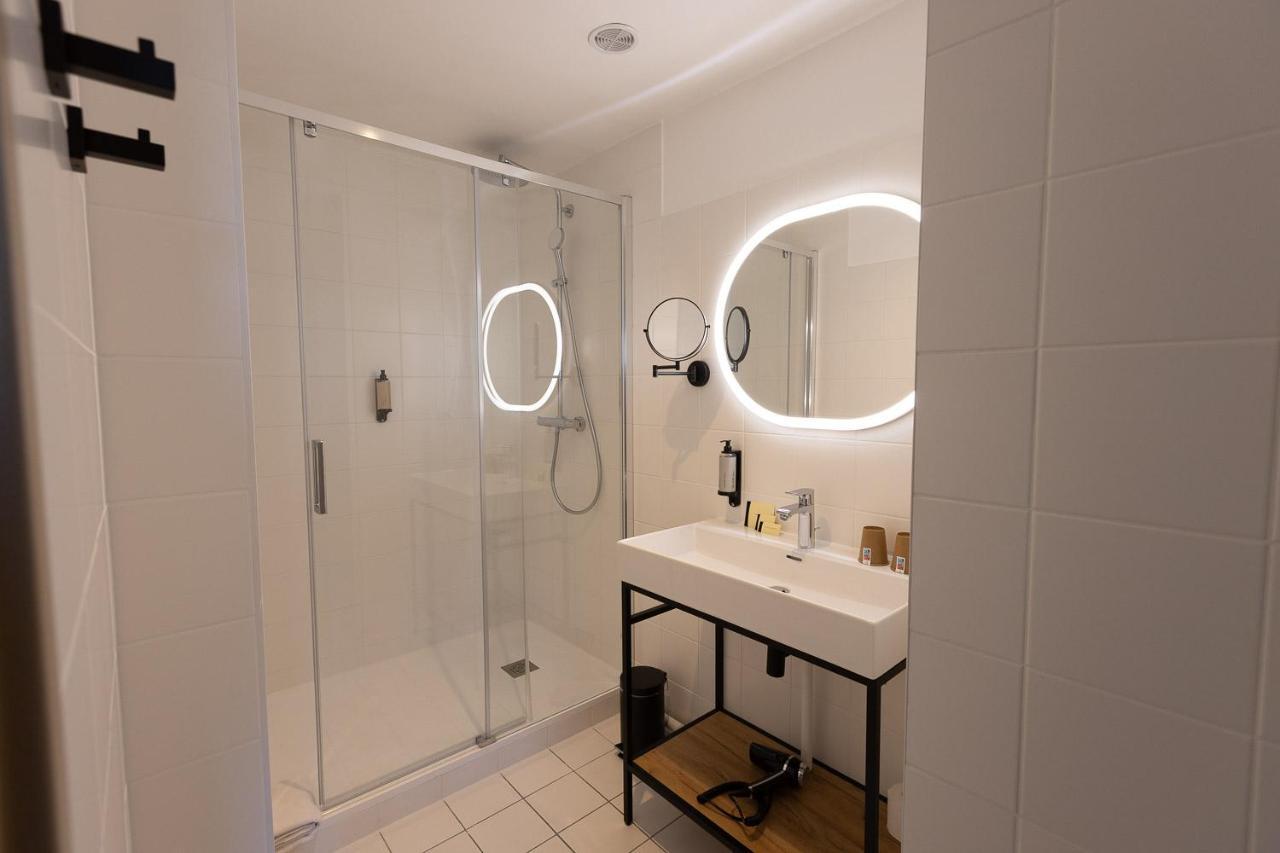 Logis Hotel & Restaurant Le Vert Bocage Franqueville-Saint-Pierre Bagian luar foto