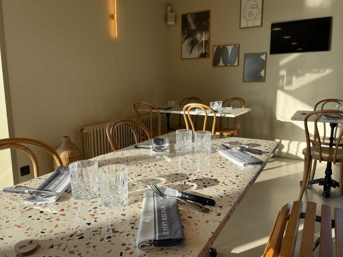 Logis Hotel & Restaurant Le Vert Bocage Franqueville-Saint-Pierre Bagian luar foto