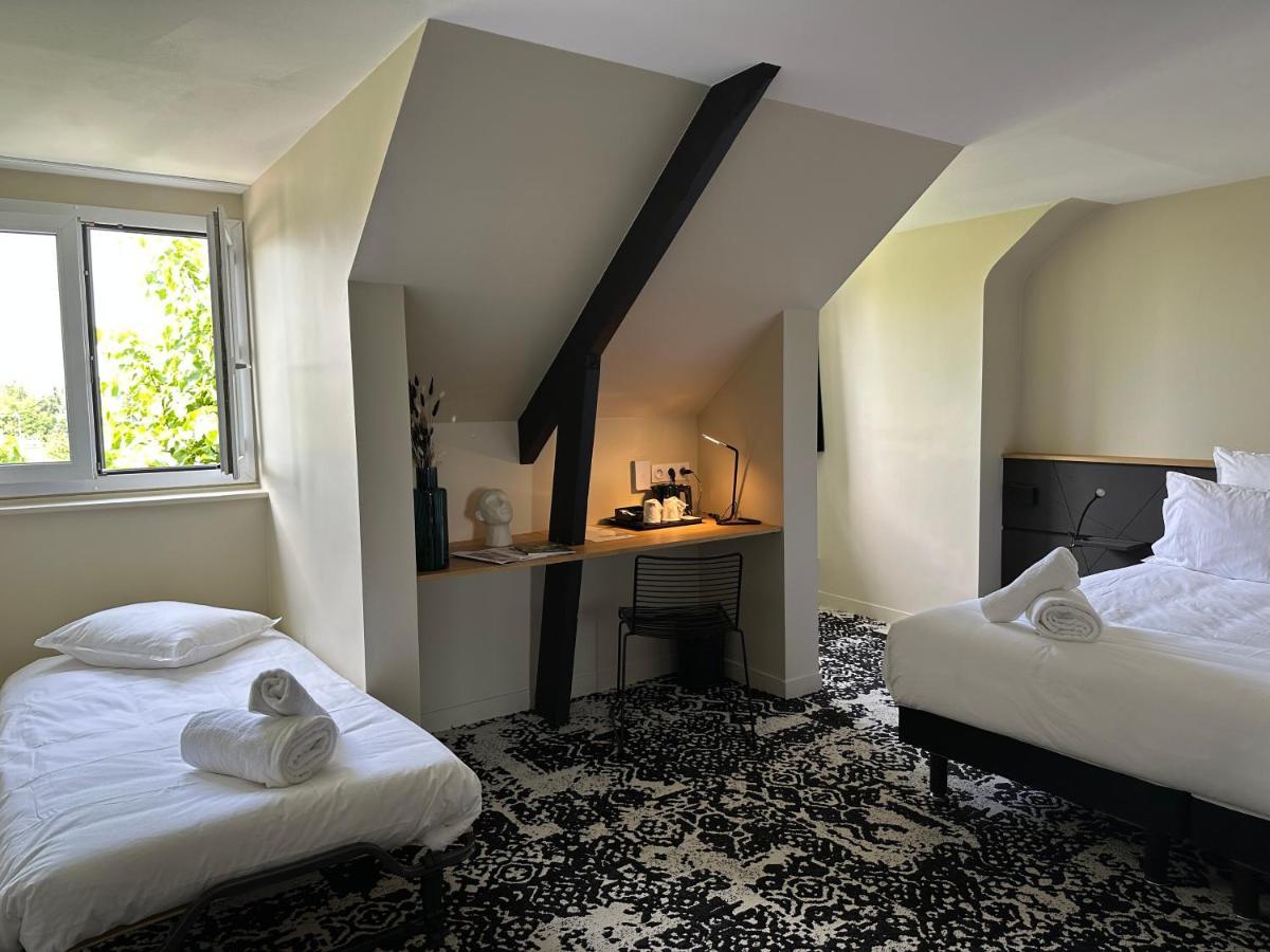 Logis Hotel & Restaurant Le Vert Bocage Franqueville-Saint-Pierre Bagian luar foto