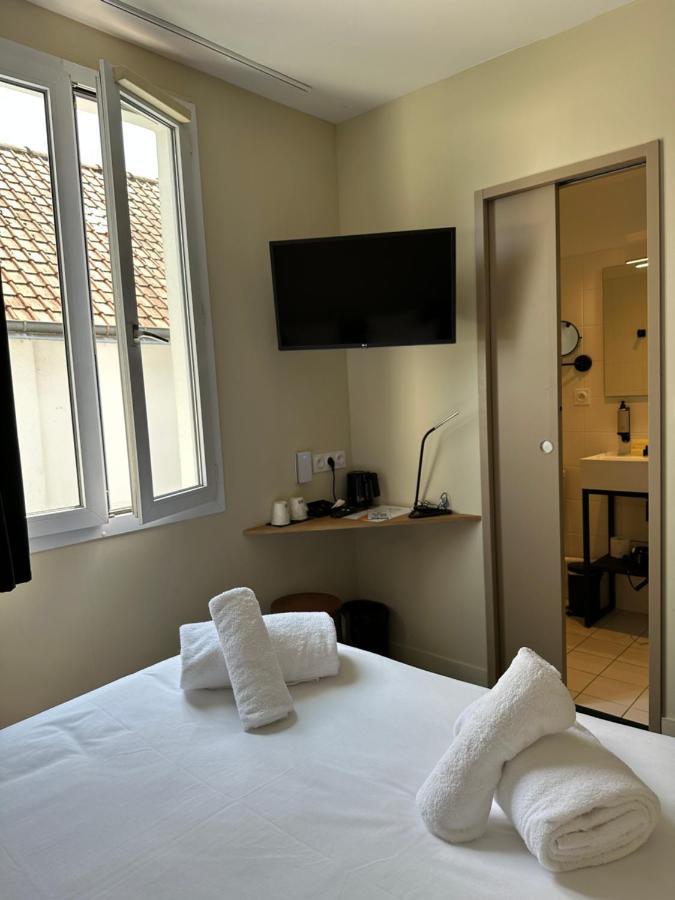 Logis Hotel & Restaurant Le Vert Bocage Franqueville-Saint-Pierre Bagian luar foto