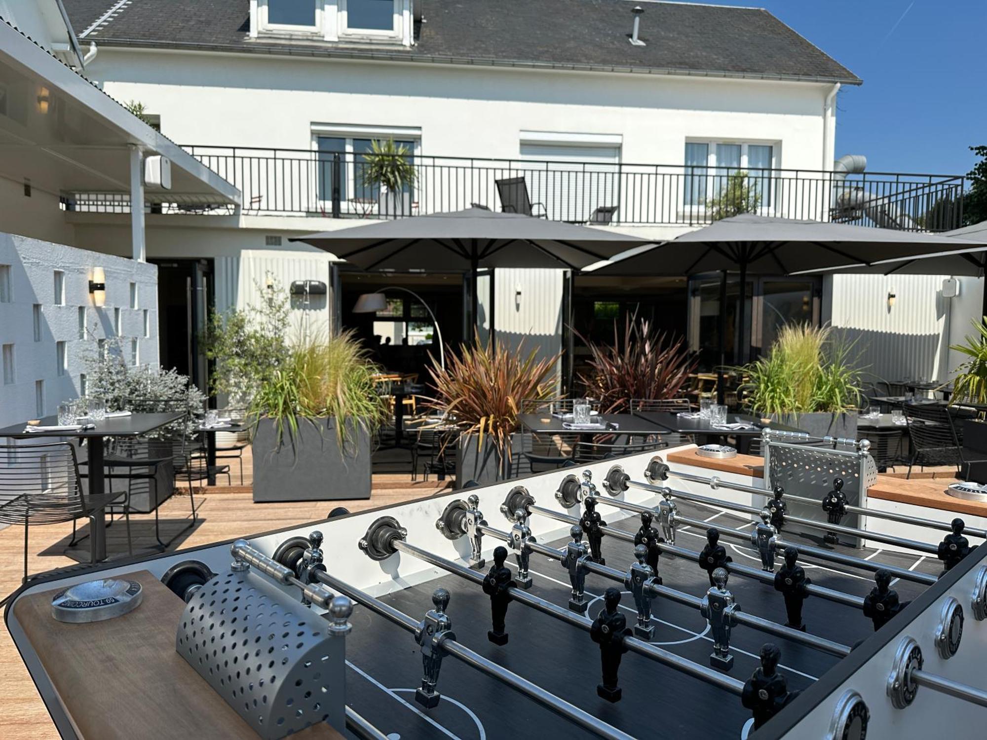 Logis Hotel & Restaurant Le Vert Bocage Franqueville-Saint-Pierre Bagian luar foto